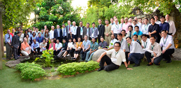 AMBI meeting participants meet in Singapore, 2017